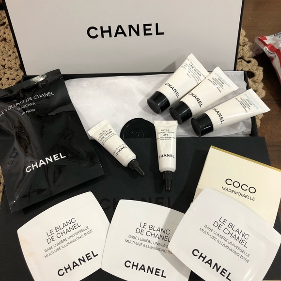 CHANEL Other - Chanel samples 📵Price Firm📵